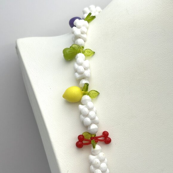 Vintage Fruit Necklace Retro Beaded 26 inch Mid Century - Picture 7 of 13